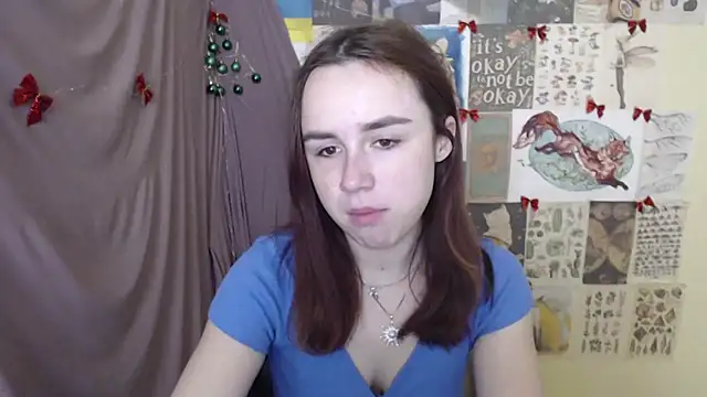 VeryVeryVeryShy  online show from 12/15/25, 06:50