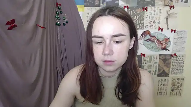 VeryVeryVeryShy  online show from 12/20/25, 06:31