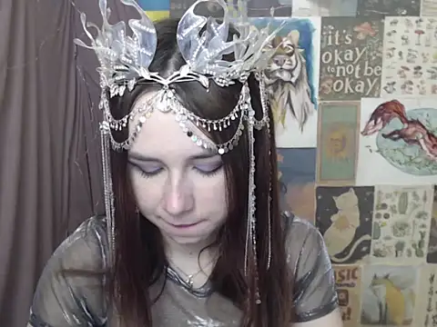 Snapshot of VeryVeryVeryShy_ chatting on 02/04/26, 06:52 VeryVeryVeryShy online show from 02/04/26, 06:52