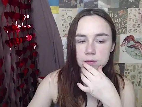 Snapshot of VeryVeryVeryShy_ chatting on 02/17/26, 06:21 VeryVeryVeryShy online show from 02/17/26, 06:21