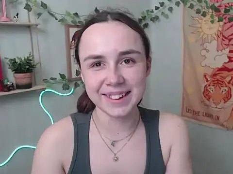 VeryVeryVeryShy  online show from 04/16/26, 05:47