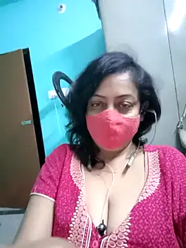 Snapshot of love_suman chatting on 02/13/25, 12:13 love suman online show from 02/13/25, 12:13
