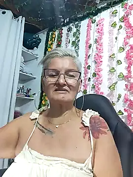 bety-cum2 online show from 01/11/25, 08:43