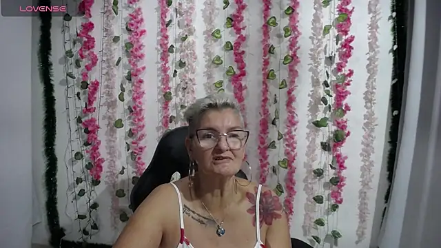 bety-cum2 online show from 02/09/25, 12:06