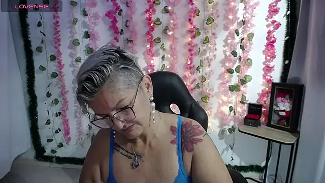 bety-cum2 online show from 02/13/25, 08:38