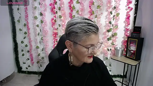 bety-cum2 online show from 02/15/25, 08:44