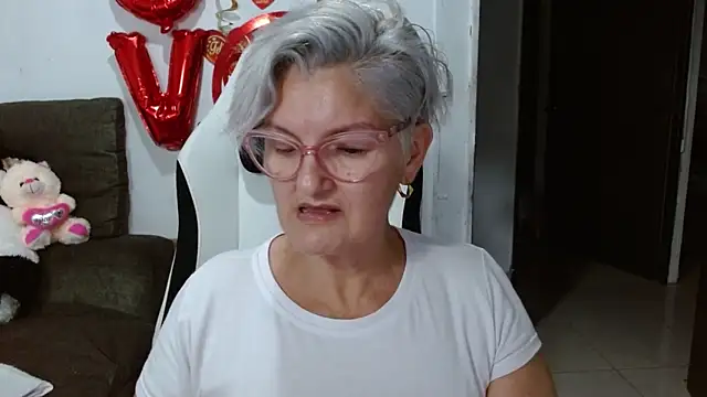 bety-cum2 online show from 02/17/26, 11:22