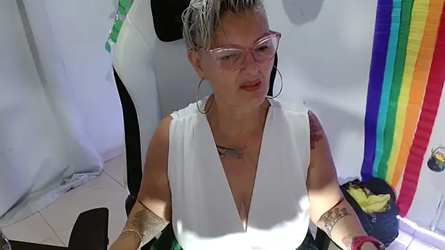 bety-cum2 online show from 03/17/26, 10:51