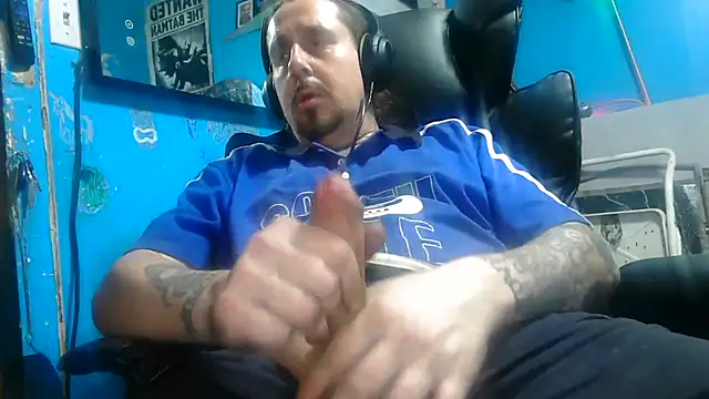 Snapshot of faded206 chatting on 07/25/26, 10:35 faded206 online show from 07/25/26, 10:35