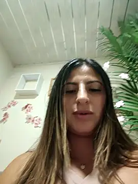 little antonela online show from 10/07/25, 04:59