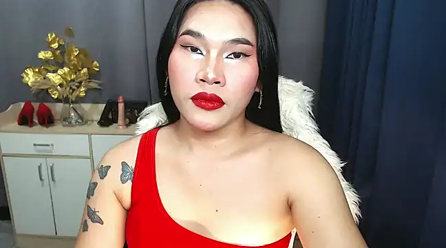 Snapshot of Ur_Fantastic_Lina chatting on 01/14/25, 11:05 Ur Fantastic Lina online show from 01/14/25, 11:05