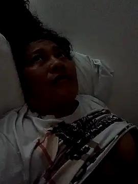 Snapshot of katia_mature chatting on 03/07/25, 10:13 katia mature online show from 03/07/25, 10:13