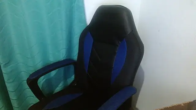 Snapshot of katia_mature chatting on 03/12/25, 06:40 katia mature online show from 03/12/25, 06:40