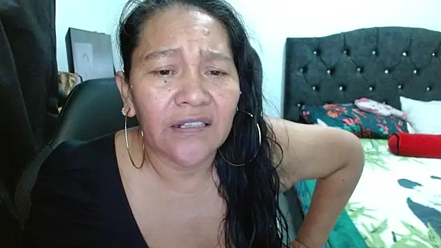 Snapshot of katia_mature chatting on 09/20/25, 04:19 katia mature online show from 09/20/25, 04:19