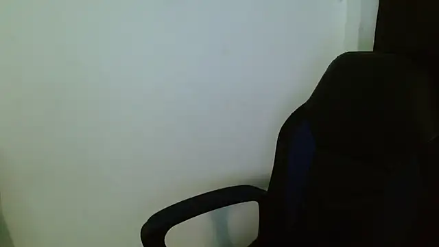 Snapshot of katia_mature chatting on 10/31/25, 03:13 katia mature online show from 10/31/25, 03:13