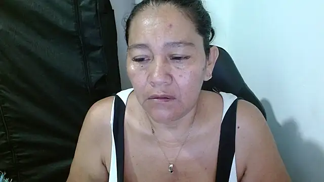 Snapshot of katia_mature chatting on 11/13/25, 07:13 katia mature online show from 11/13/25, 07:13