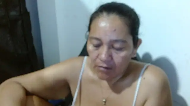 Snapshot of katia_mature chatting on 11/17/25, 06:19 katia mature online show from 11/17/25, 06:19