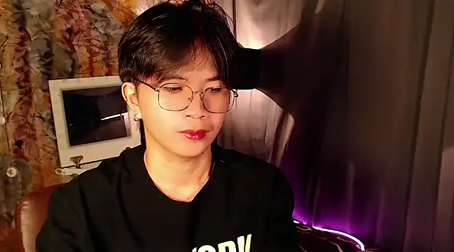 Sexy Handsome Drex online show from 12/18/24, 01:23