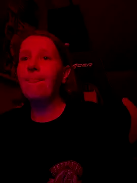 wetgerman 2 online show from 10/31/25, 11:39