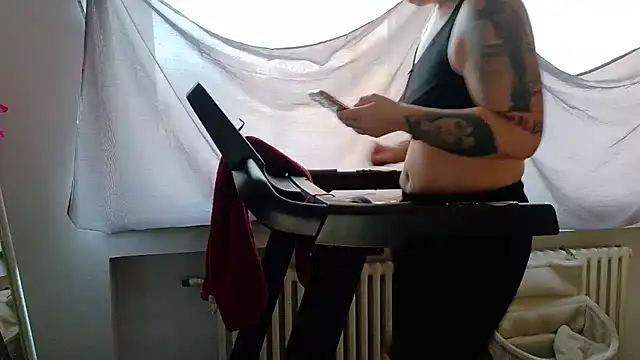 wetgerman 2 online show from 12/18/25, 11:27