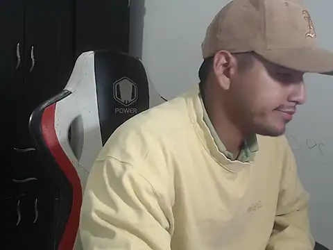 kylian 07 online show from 02/17/26, 02:30