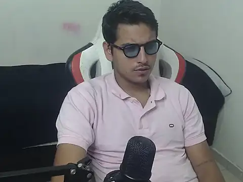Snapshot of kylian_07 chatting on 06/22/26, 02:02 kylian 07 online show from 06/22/26, 02:02
