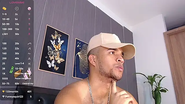 Snapshot of Bigcock_21cm_ chatting on 03/20/25, 11:12 Bigcock 21cm  online show from 03/20/25, 11:12