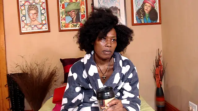 Snapshot of ebonyassbest4u chatting on 02/19/25, 02:23 ebonyassbest4u online show from 02/19/25, 02:23