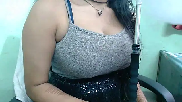 sweet-alia online show from 10/14/25, 01:34