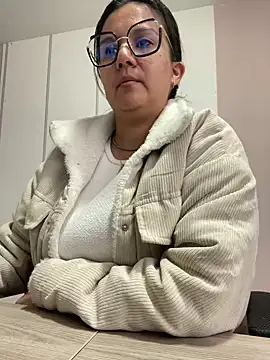 SWEETLILY18 online show from 01/02/25, 02:24