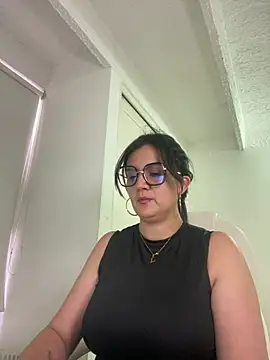 SWEETLILY18 online show from 01/22/25, 09:54