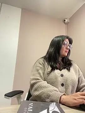 SWEETLILY18 online show from 01/24/25, 09:15