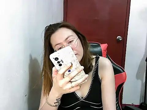 crizzybel online show from 01/19/25, 01:22