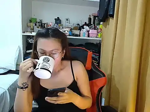 crizzybel online show from 02/22/26, 05:22