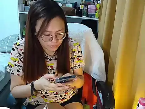 crizzybel online show from 04/10/26, 11:09