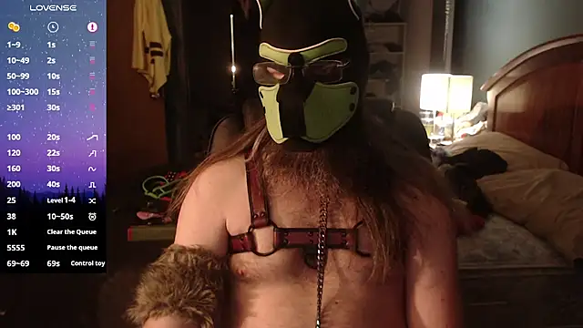 Snapshot of kinkywolf429 chatting on 04/26/26, 06:33 kinkywolf429 online show from 04/26/26, 06:33