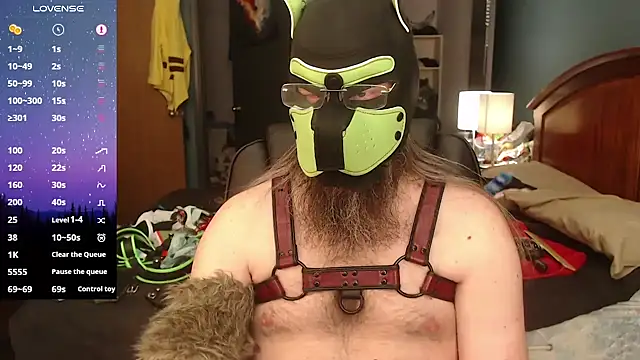 Snapshot of kinkywolf429 chatting on 05/15/26, 09:22 kinkywolf429 online show from 05/15/26, 09:22