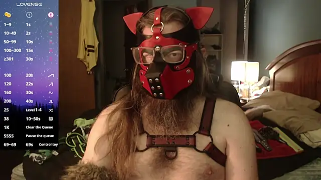 Snapshot of kinkywolf429 chatting on 05/17/26, 01:29 kinkywolf429 online show from 05/17/26, 01:29