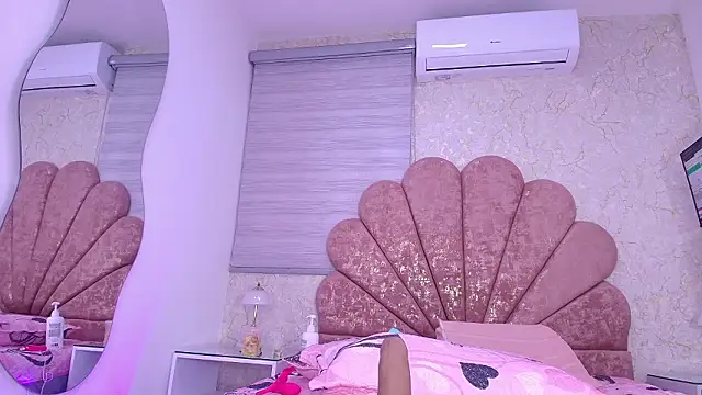 leon gaby online show from 02/18/26, 07:54