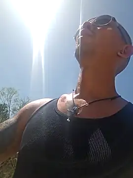 inc25cbxh online show from 03/18/25, 06:15