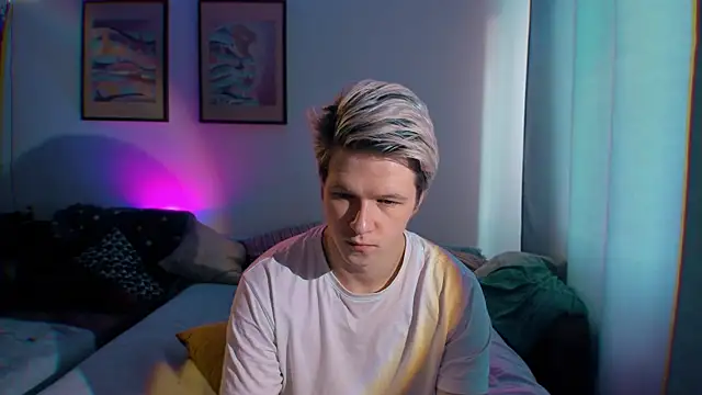 Breston Sweet online show from 09/17/25, 02:41