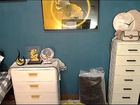 BonaBarrameda online show from 09/15/25, 06:57