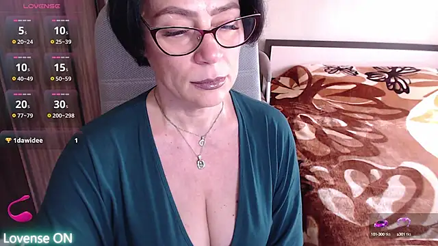 Snapshot of BelovedLady chatting on 02/24/25, 12:59 BelovedLady online show from 02/24/25, 12:59