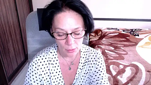 Snapshot of BelovedLady chatting on 03/06/25, 05:35 BelovedLady online show from 03/06/25, 05:35