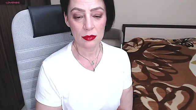 Snapshot of BelovedLady chatting on 03/21/25, 05:02 BelovedLady online show from 03/21/25, 05:02