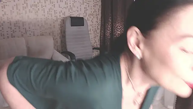 Snapshot of BelovedLady chatting on 10/30/25, 08:38 BelovedLady online show from 10/30/25, 08:38