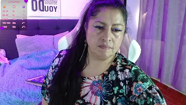 Keyla01  online show from 10/19/25, 04:29