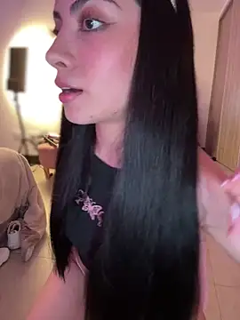 martiiaciar online show from 12/04/25, 02:10