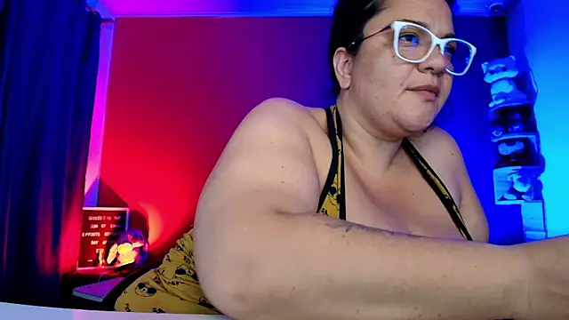 lulubigtitts1 online show from 03/20/26, 03:55