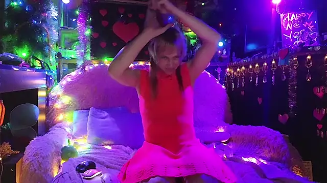 Alexa Cosmic online show from 02/04/25, 01:13